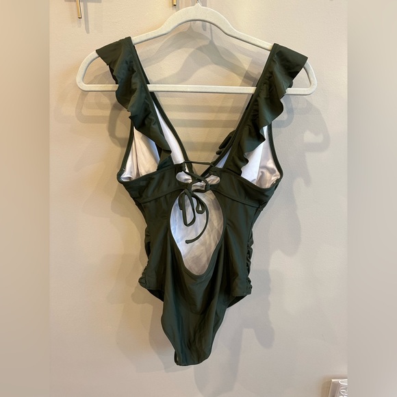 CUPSHE Green Ruffled Lace Up One Piece Swimsuit - Picture 3 of 4